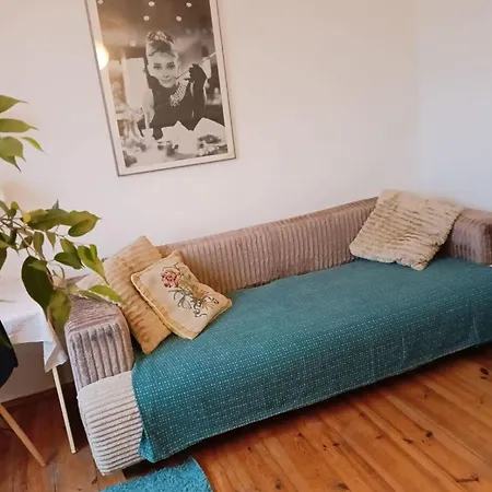 Cozy In Warsaw's Praga Polnoc *