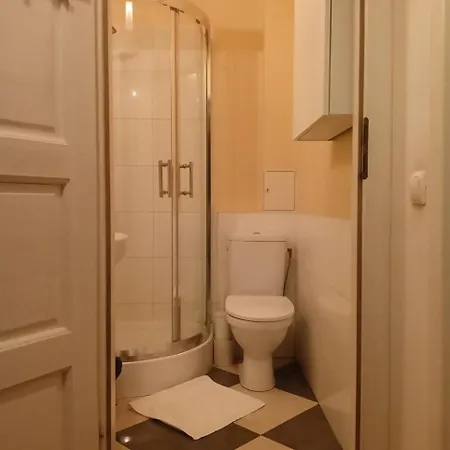 Cozy In Warsaw's Praga Polnoc דירה *